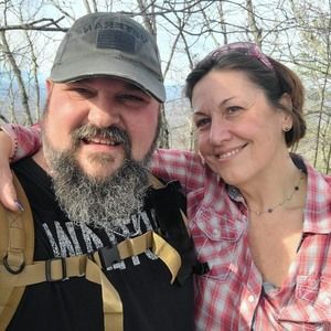 Meet your Posher, Chris n kerri